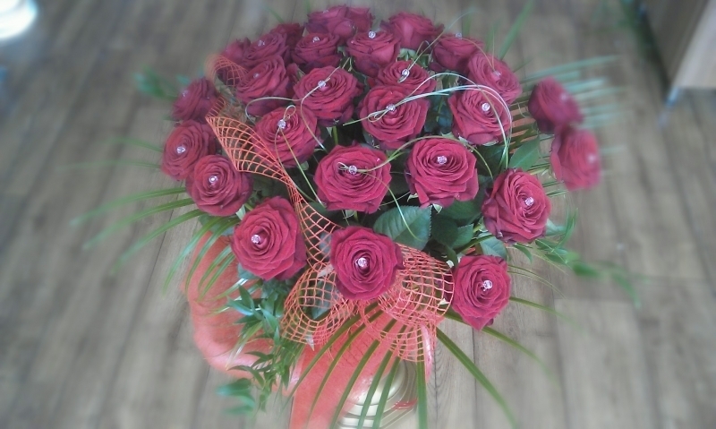 Bukiet róż z okazji rocznicy ślubu